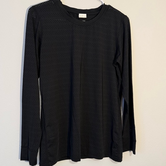Zyia Black Mesh Active Athletic Long Sleeve Shirt with Holes - Picture 1 of 4
